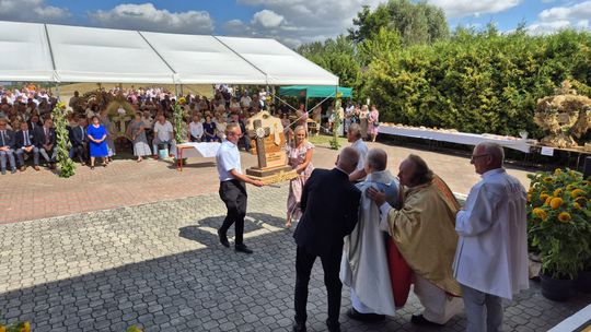 Dożynki gminne w Siedliszczu z Izabelą Trojanowską i Long & Junior [GALERIA ZDJĘĆ]