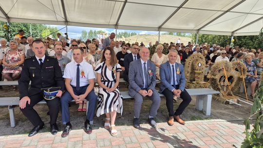 Dożynki gminne w Siedliszczu z Izabelą Trojanowską i Long & Junior [GALERIA ZDJĘĆ]