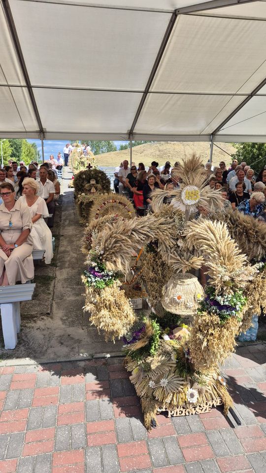 Dożynki gminne w Siedliszczu z Izabelą Trojanowską i Long & Junior [GALERIA ZDJĘĆ]