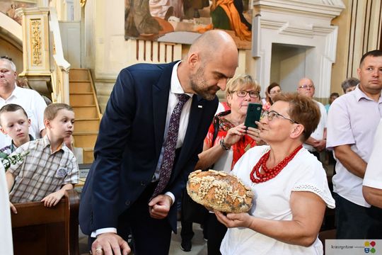 Dożynki parafialne w kościele św. Franciszka Ksawerego w Krasnymstawie [GALERIA ZDJĘĆ]