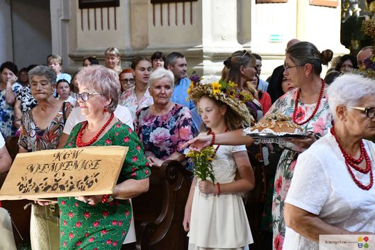 Dożynki parafialne w kościele św. Franciszka Ksawerego w Krasnymstawie [GALERIA ZDJĘĆ]