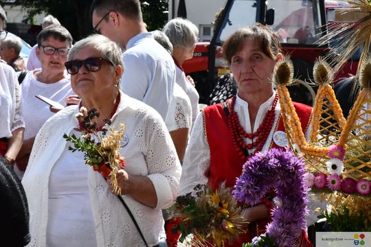 Dożynki parafialne w kościele św. Franciszka Ksawerego w Krasnymstawie [GALERIA ZDJĘĆ]