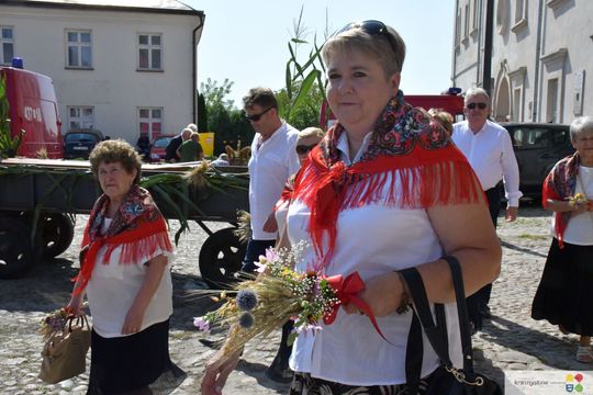 Dożynki parafialne w kościele św. Franciszka Ksawerego w Krasnymstawie [GALERIA ZDJĘĆ]