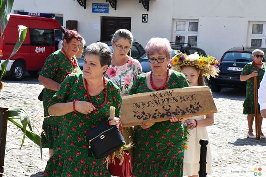 Dożynki parafialne w kościele św. Franciszka Ksawerego w Krasnymstawie [GALERIA ZDJĘĆ]