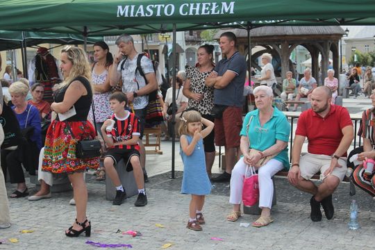 Chełm. Reczka, rzeczka i poleczka na Placu Łuczkowskiego. Folkowo-ludowy rodzinny piknik [GALERIA ZDJĘĆ]