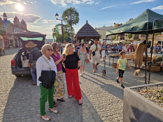 Chełm. Reczka, rzeczka i poleczka na Placu Łuczkowskiego. Folkowo-ludowy rodzinny piknik [GALERIA ZDJĘĆ]