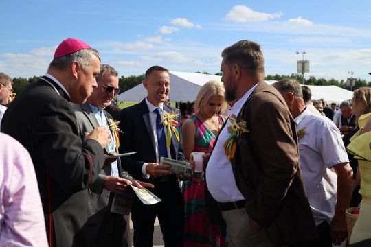 Dożynki gminne w Leśniowicach 2025 cz. II [GALERIA ZDJĘĆ]