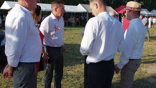 Gmina Krasnystaw. Udane Dożynki Trzech Wsi - Święto Plonów [GALERIA ZDJĘĆ]