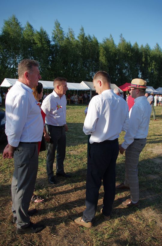 Gmina Krasnystaw. Udane Dożynki Trzech Wsi - Święto Plonów [GALERIA ZDJĘĆ]