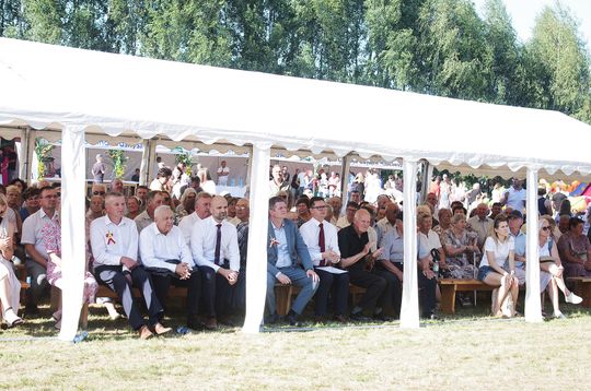 Gmina Krasnystaw. Udane Dożynki Trzech Wsi - Święto Plonów [GALERIA ZDJĘĆ]