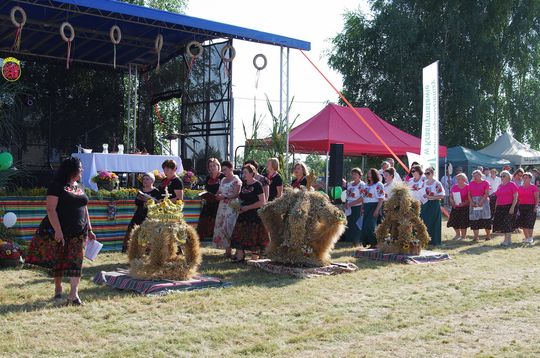 Gmina Krasnystaw. Udane Dożynki Trzech Wsi - Święto Plonów [GALERIA ZDJĘĆ]