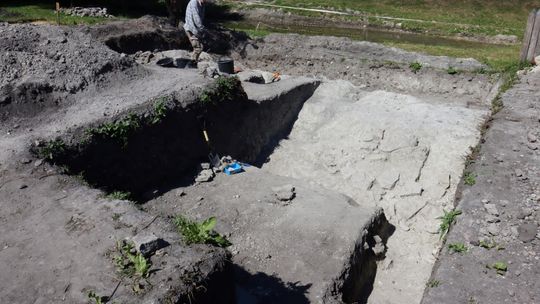 Tajemnice średniowiecznej wieży w Stołpiu odkrywane na nowo [ZDJĘCIA]