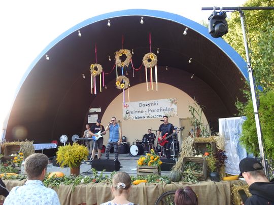 Tak świętowano dożynki w gminie Izbica [GALERIA ZDJĘĆ] 