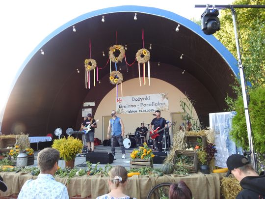 Tak świętowano dożynki w gminie Izbica [GALERIA ZDJĘĆ] 
