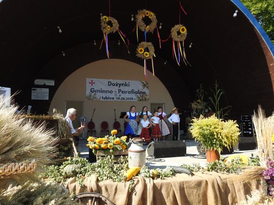 Tak świętowano dożynki w gminie Izbica [GALERIA ZDJĘĆ] 