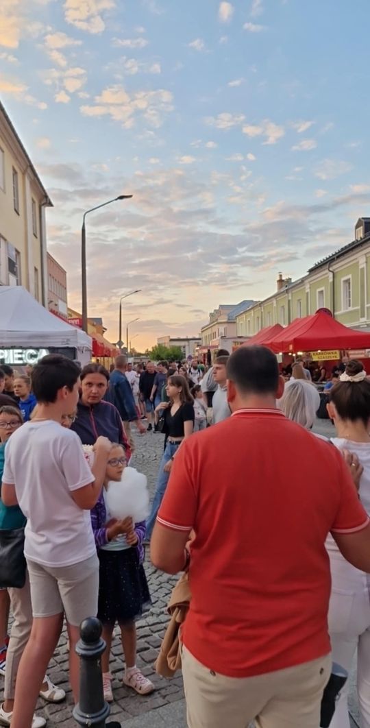 Chmielaki Krasnostawskie 2025 - dni pełne muzyki, piwa, tradycji i dobrej zabawy cz. II [GALERIA ZDJĘĆ]