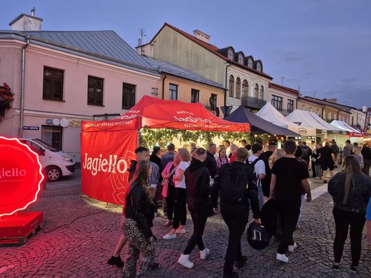 Chmielaki Krasnostawskie 2025 - dni pełne muzyki, piwa, tradycji i dobrej zabawy cz. II [GALERIA ZDJĘĆ]