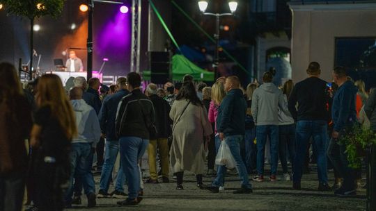 Chełm. Roztańczona Studnia na Placu Łuczkowskiego [GALERIA ZDJĘĆ]