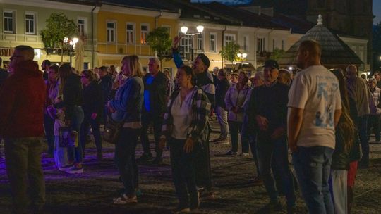 Chełm. Roztańczona Studnia na Placu Łuczkowskiego [GALERIA ZDJĘĆ]