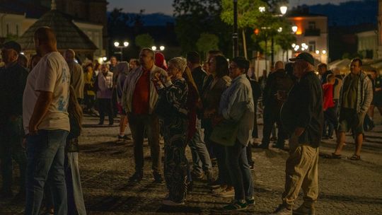 Chełm. Roztańczona Studnia na Placu Łuczkowskiego [GALERIA ZDJĘĆ]