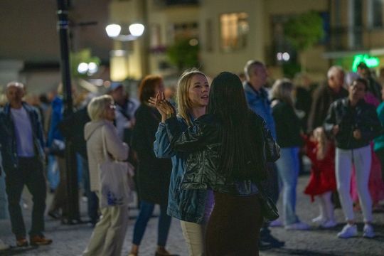 Chełm. Roztańczona Studnia na Placu Łuczkowskiego [GALERIA ZDJĘĆ]