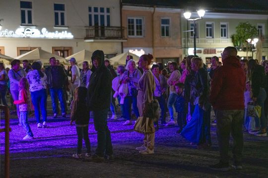 Chełm. Roztańczona Studnia na Placu Łuczkowskiego [GALERIA ZDJĘĆ]