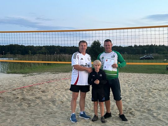 Gm. Kamień. Siatkówka Plażowa Kobiet o „Puchar Wójta” 2025 [GALERIA ZDJĘĆ]