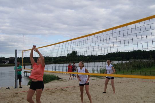 Gm. Kamień. Siatkówka Plażowa Kobiet o „Puchar Wójta” 2025 [GALERIA ZDJĘĆ]