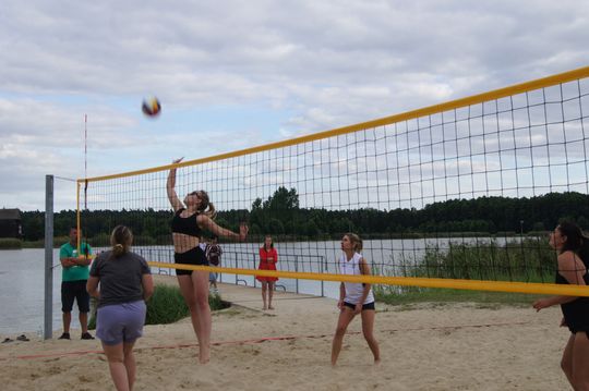 Gm. Kamień. Siatkówka Plażowa Kobiet o „Puchar Wójta” 2025 [GALERIA ZDJĘĆ]