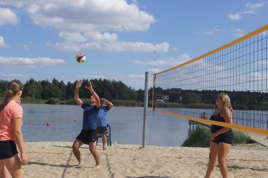 Gm. Kamień. Siatkówka Plażowa Kobiet o „Puchar Wójta” 2025 [GALERIA ZDJĘĆ]