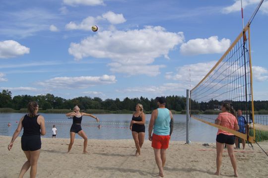 Gm. Kamień. Siatkówka Plażowa Kobiet o „Puchar Wójta” 2025 [GALERIA ZDJĘĆ]