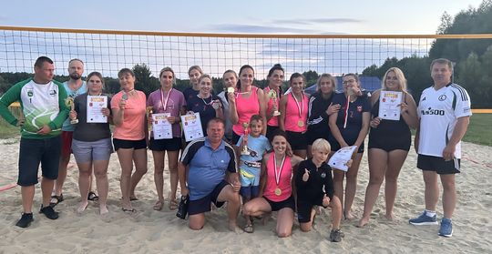 Gm. Kamień. Siatkówka Plażowa Kobiet o „Puchar Wójta” 2025 [GALERIA ZDJĘĆ]