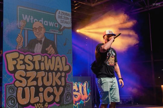 Włodawa. Festiwal Sztuki Ulicy. Koncert AI zgłoszony do Księgi Rekordów Guinnessa [GALERIA ZDJĘĆ]