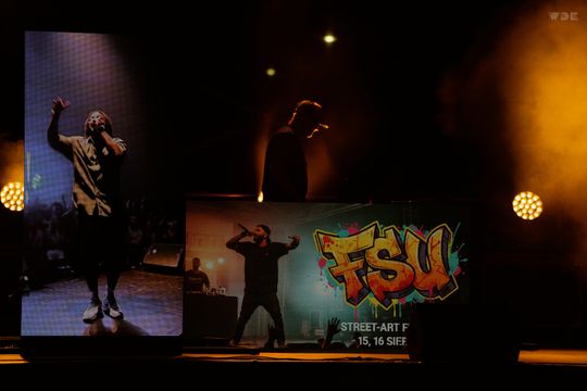 Włodawa. Festiwal Sztuki Ulicy. Koncert AI zgłoszony do Księgi Rekordów Guinnessa [GALERIA ZDJĘĆ]