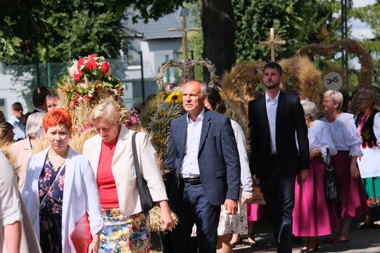 Dożynki 2025. Gmina Rejowiec Fabryczny podziękowała za plony. Świętowano w Pawłowie [GALERIA ZDJĘĆ]