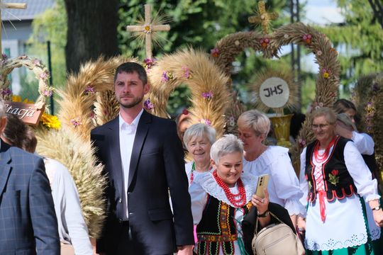 Dożynki 2025. Gmina Rejowiec Fabryczny podziękowała za plony. Świętowano w Pawłowie [GALERIA ZDJĘĆ]