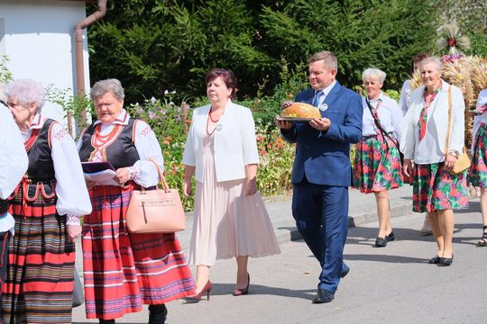 Dożynki 2025. Gmina Rejowiec Fabryczny podziękowała za plony. Świętowano w Pawłowie [GALERIA ZDJĘĆ]