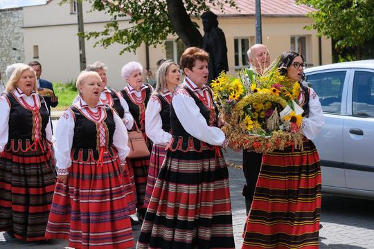 Dożynki 2025. Gmina Rejowiec Fabryczny podziękowała za plony. Świętowano w Pawłowie [GALERIA ZDJĘĆ]