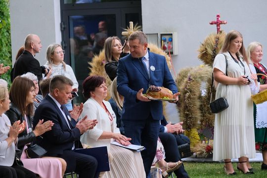 Dożynki 2025. Gmina Rejowiec Fabryczny podziękowała za plony. Świętowano w Pawłowie [GALERIA ZDJĘĆ]