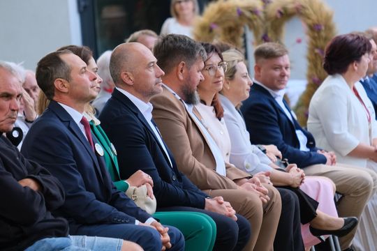 Dożynki 2025. Gmina Rejowiec Fabryczny podziękowała za plony. Świętowano w Pawłowie [GALERIA ZDJĘĆ]
