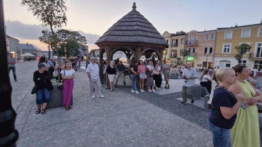 Chełm. Finałowa Muzyczna Studnia na Placu Łuczkowskiego [GALERIA ZDJĘĆ]