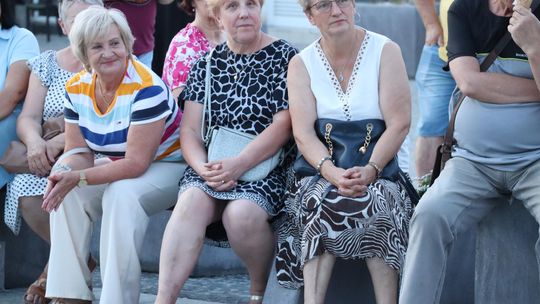 Chełm. Finałowa Muzyczna Studnia na Placu Łuczkowskiego [GALERIA ZDJĘĆ]