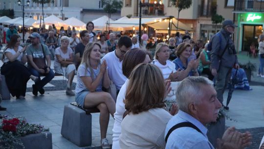 Chełm. Finałowa Muzyczna Studnia na Placu Łuczkowskiego [GALERIA ZDJĘĆ]