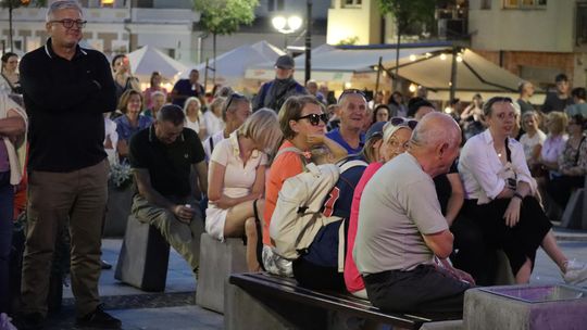 Chełm. Finałowa Muzyczna Studnia na Placu Łuczkowskiego [GALERIA ZDJĘĆ]