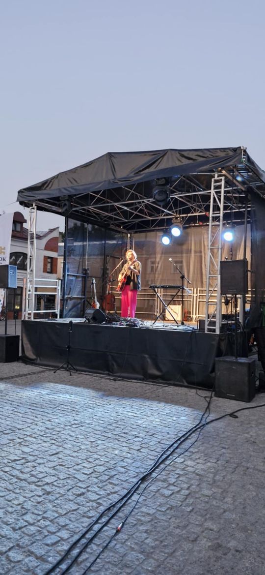 Chełm. Finałowa Muzyczna Studnia na Placu Łuczkowskiego [GALERIA ZDJĘĆ]