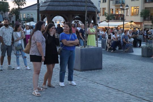 Chełm. Finałowa Muzyczna Studnia na Placu Łuczkowskiego [GALERIA ZDJĘĆ]