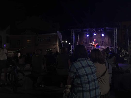 Chełm. Finałowa Muzyczna Studnia na Placu Łuczkowskiego [GALERIA ZDJĘĆ]