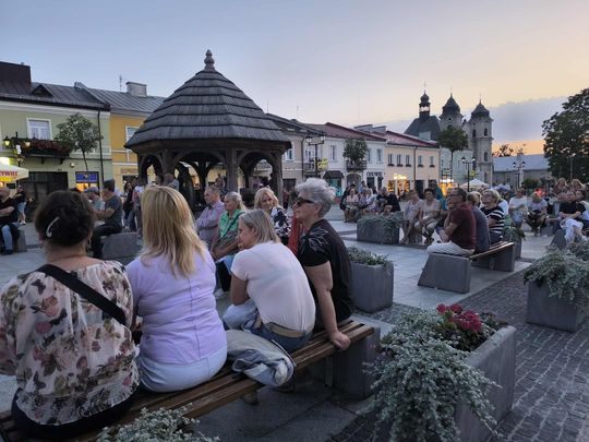 Chełm. Finałowa Muzyczna Studnia na Placu Łuczkowskiego [GALERIA ZDJĘĆ]
