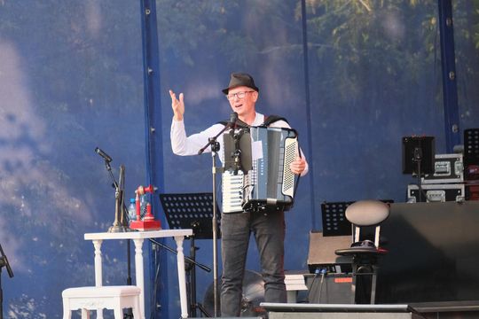 Chełm. Retro Fest 2025. To była zabawa na sto dwa! Cz. I [GALERIA ZDJĘĆ]