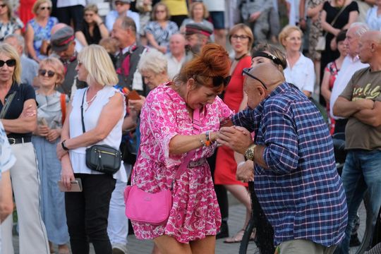 Chełm. Retro Fest 2025. To była zabawa na sto dwa! Cz. I [GALERIA ZDJĘĆ]